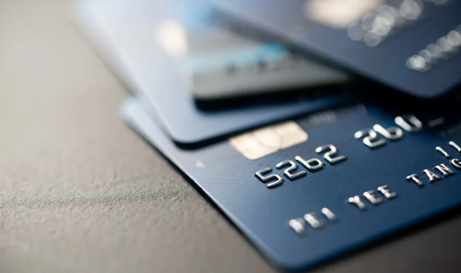 credit-cards-stacked-on-gray-table-finance-concep-2026-01-07-07-30-03-utc